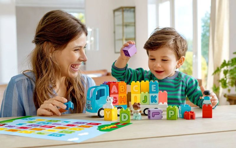 17 Món đồ chơi trí tuệ cho trẻ giúp phát triển toàn diện 