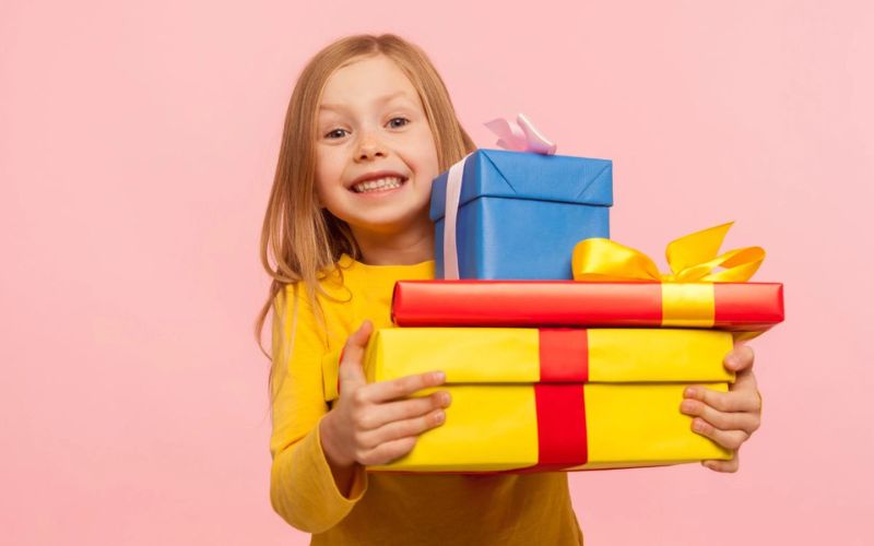 15 Ý tưởng lựa chọn quà cho trẻ theo từng độ tuổi